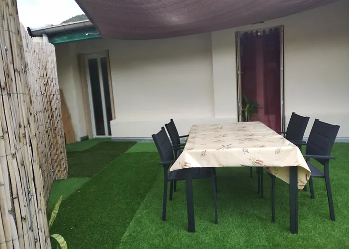 La Terrasse De Gassendi